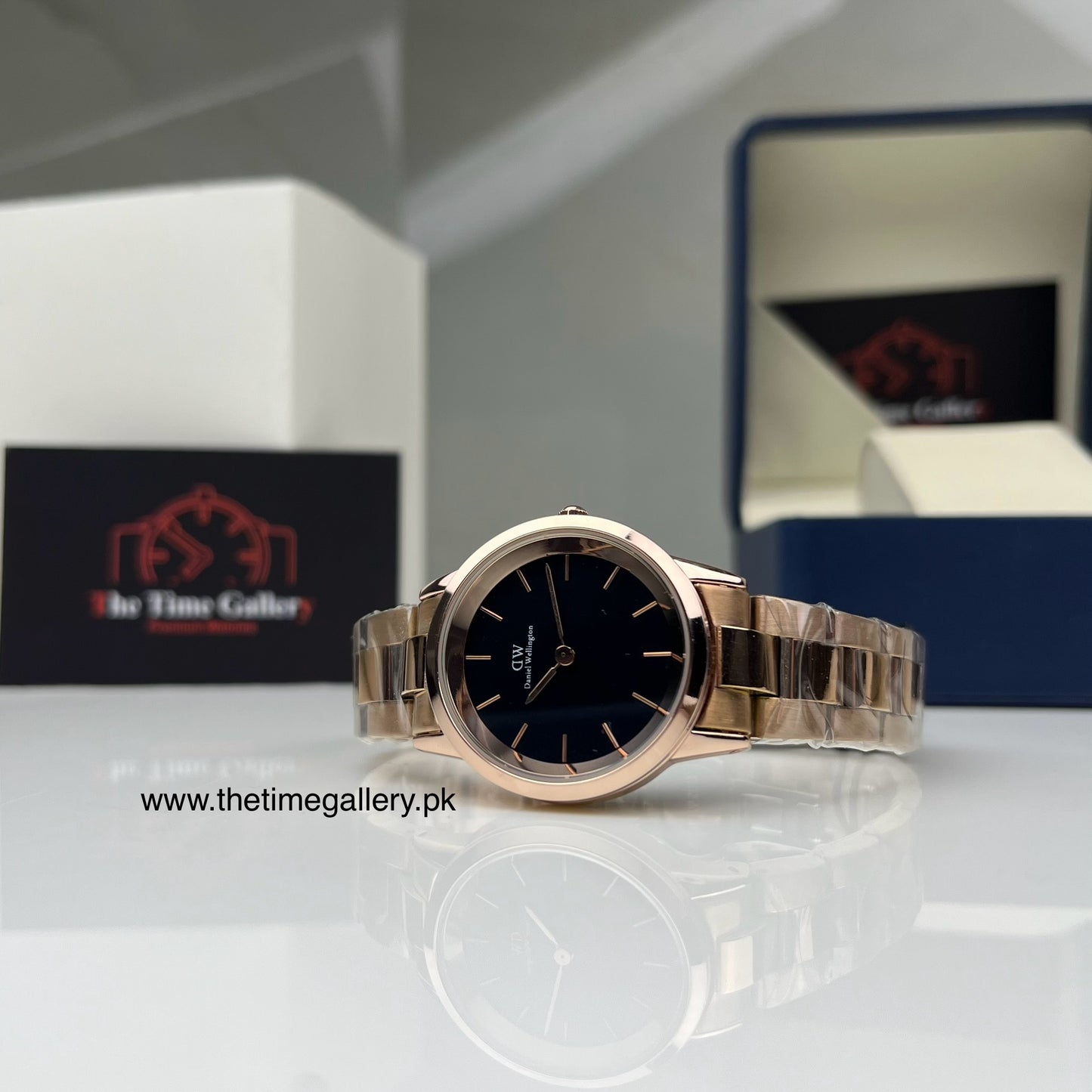 Chain Watch for Women DW-00100003 Classic Meirose