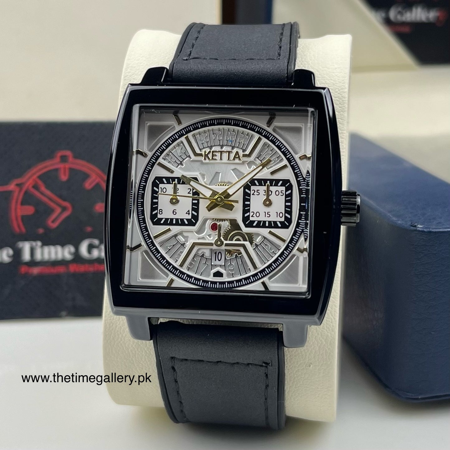 Stylish Leather Strap Watch K-G056