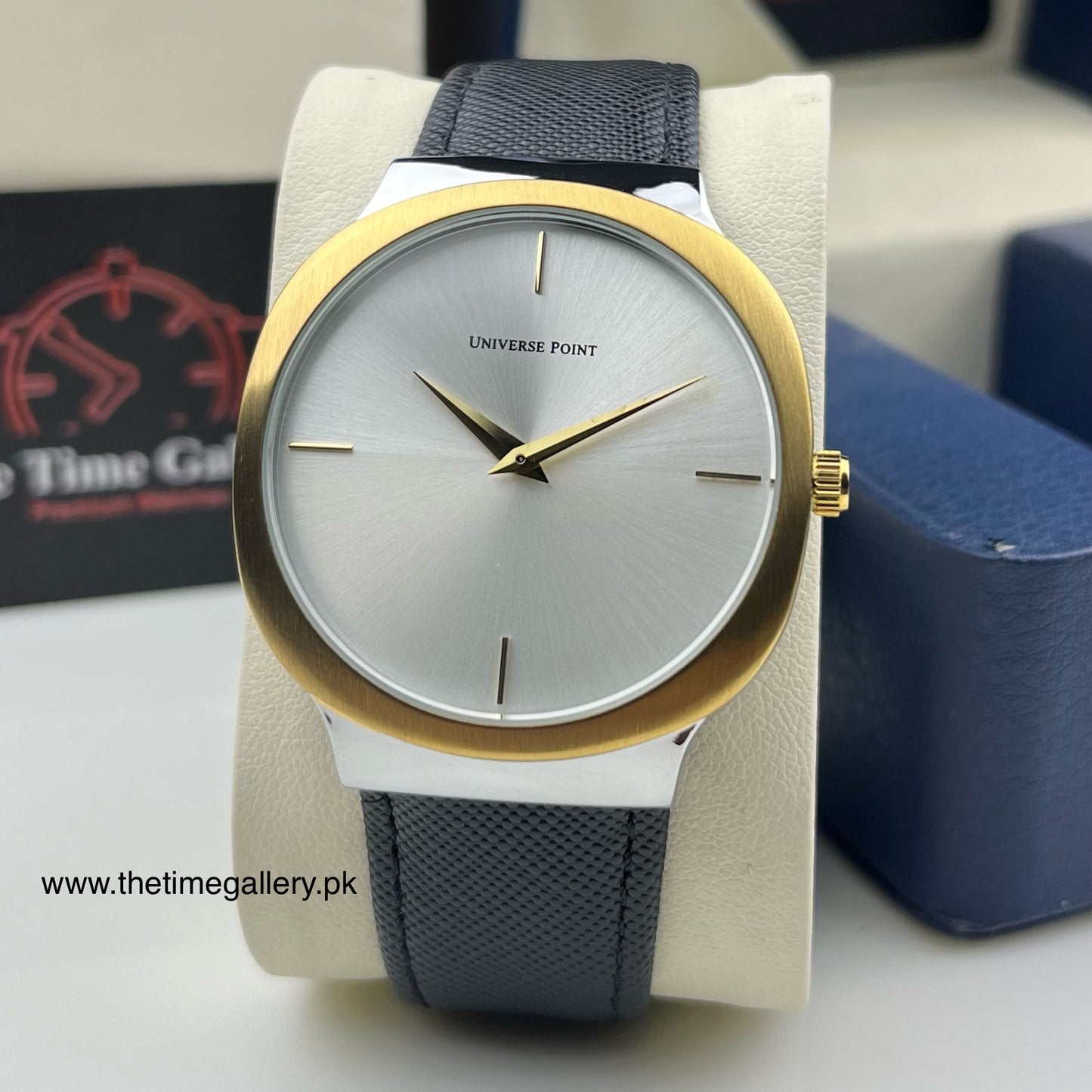Stylish Leather Strap Watch UP-3949-2546