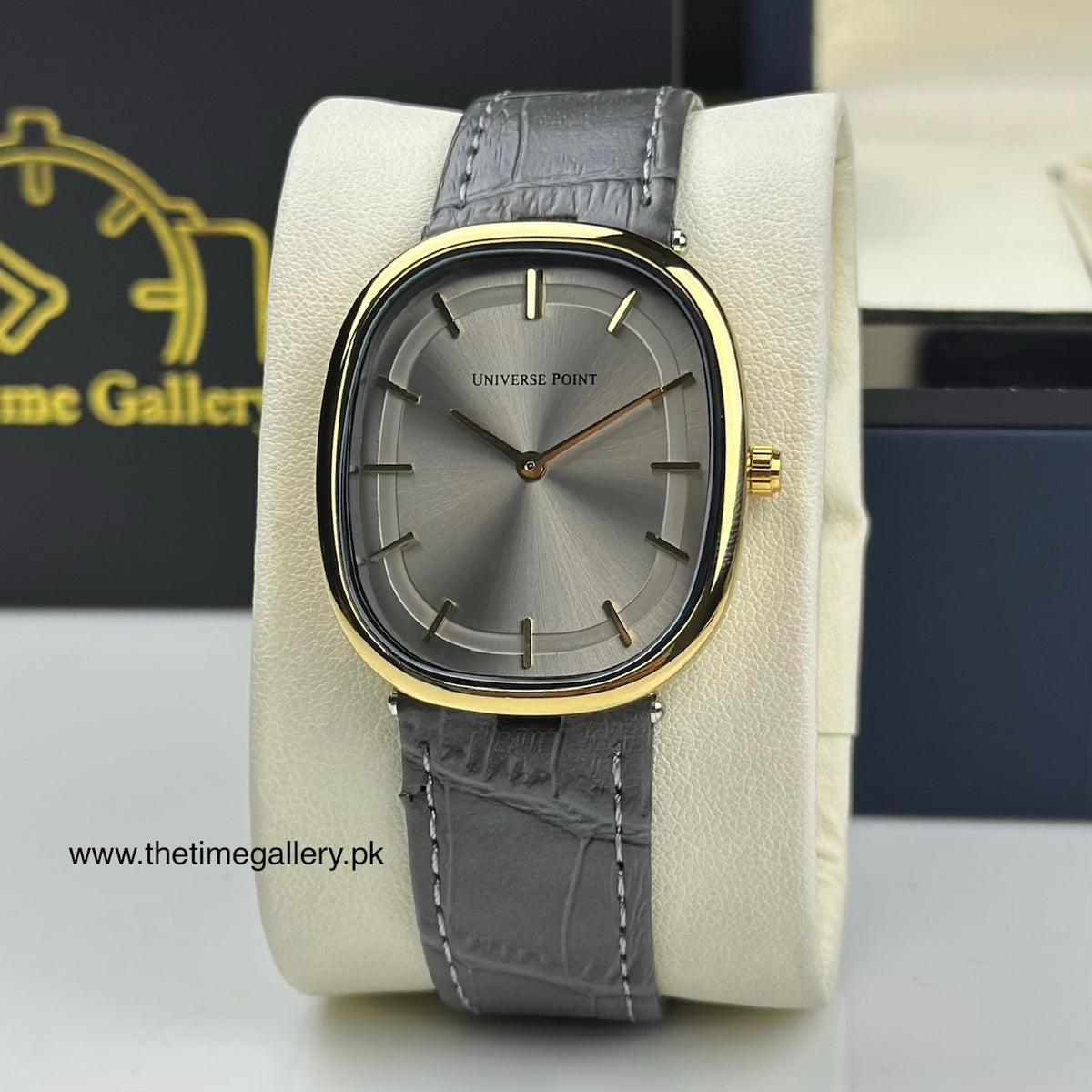 Stylish Men Strap Watch UP-6105
