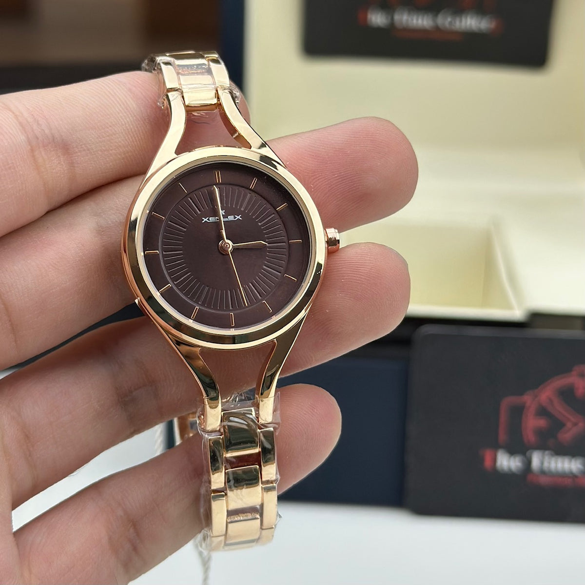 Modern Chain Watch for Women X-80A91L Golden