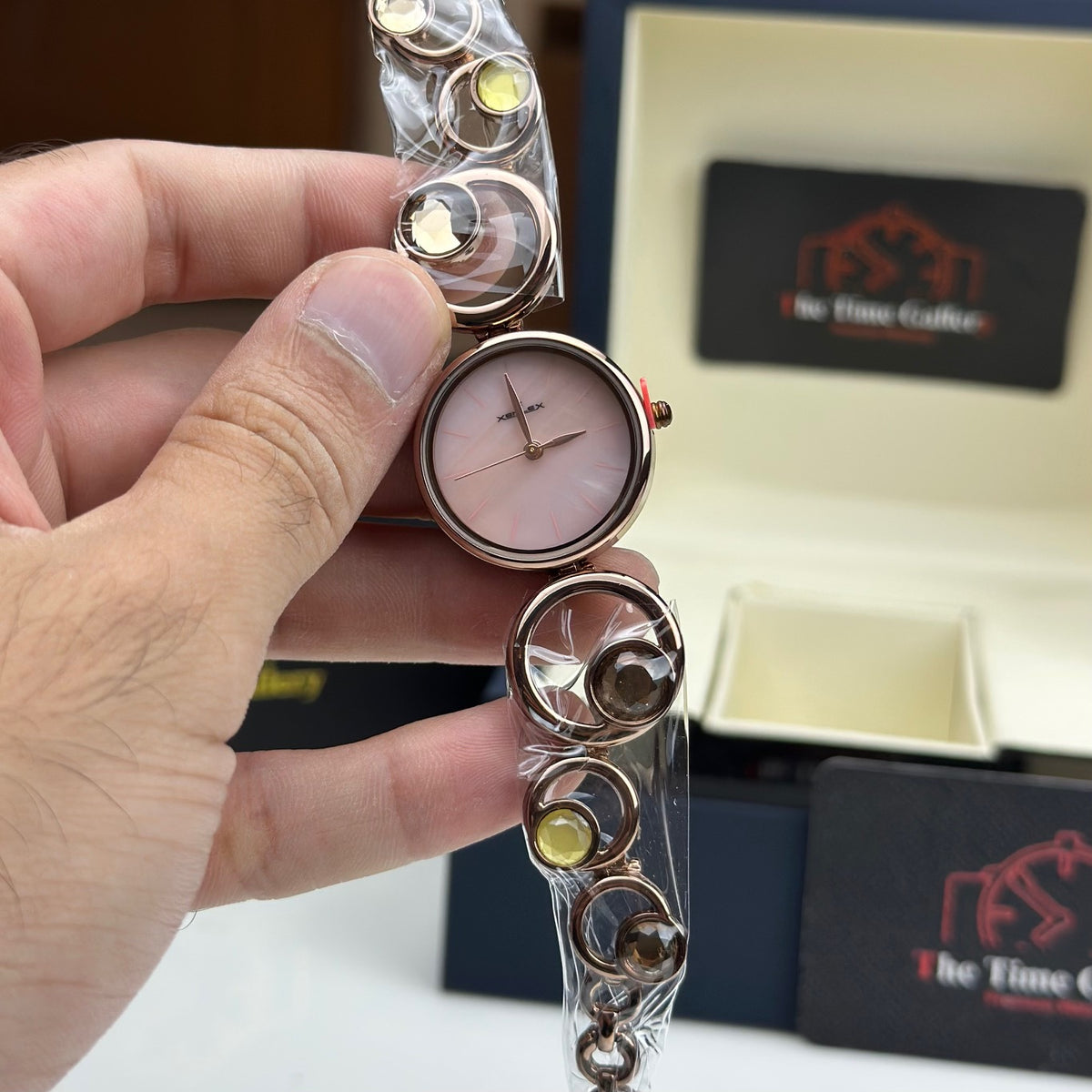 Modern Chain Watch for Women XE-6911L-01 Copper