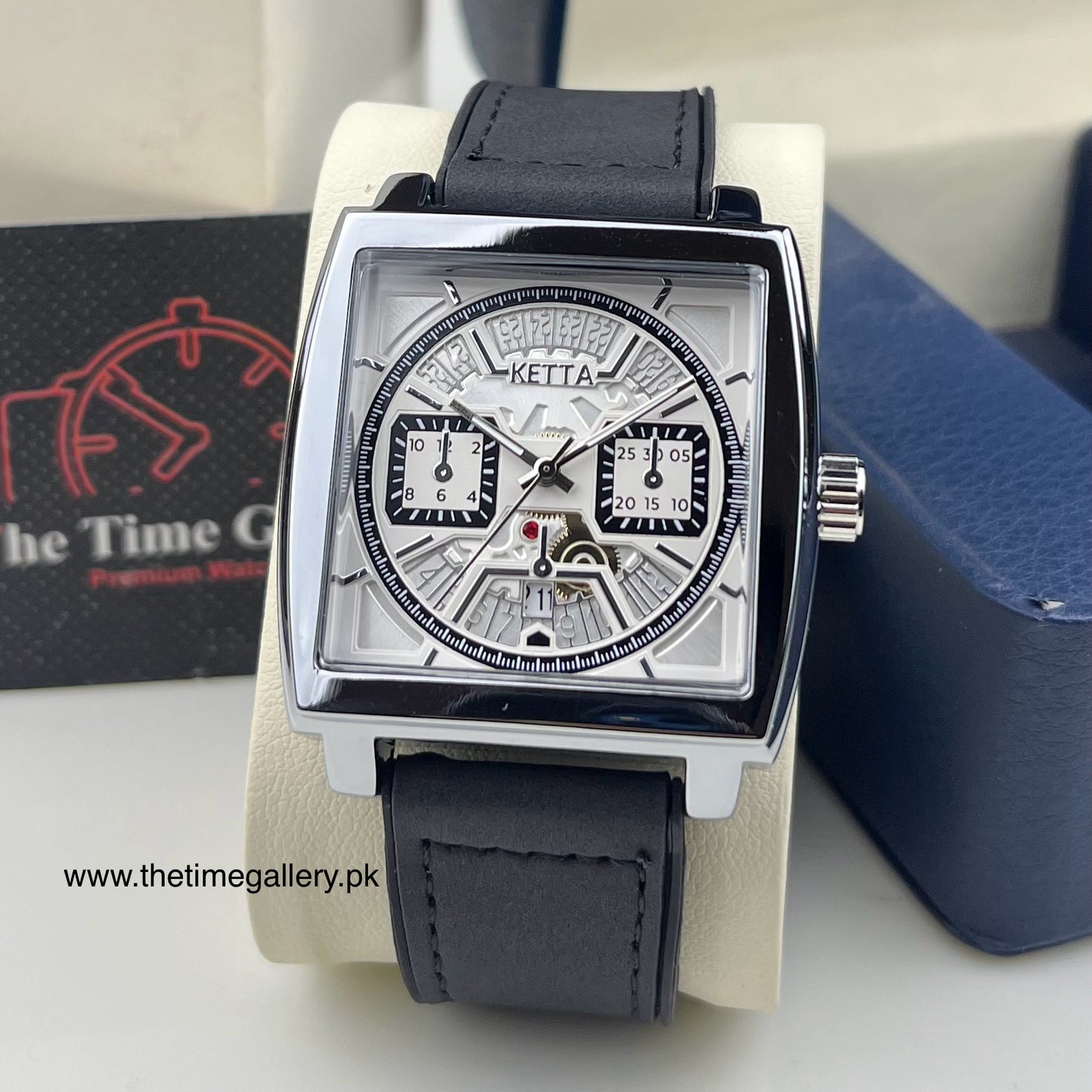 Stylish Leather Strap Watch K-G056
