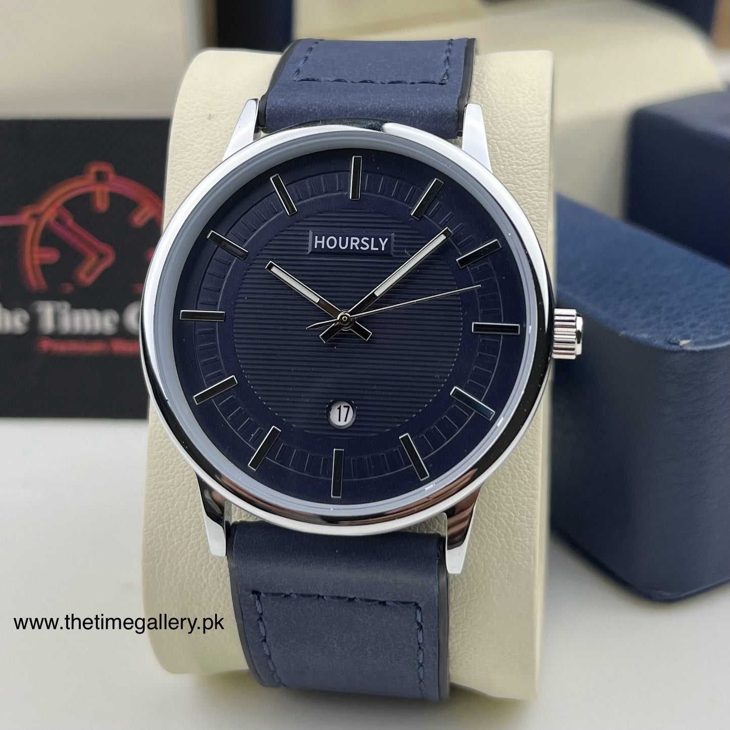 Stylish Leather Strap Watch HR-200