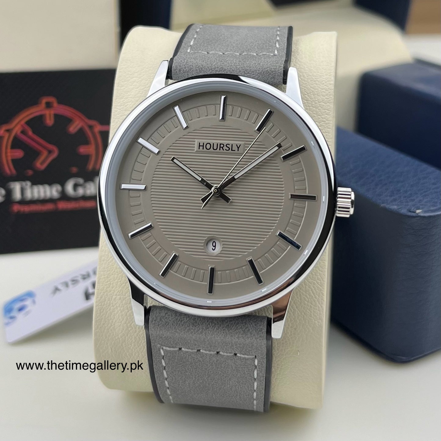 Stylish Leather Strap Watch HR-200