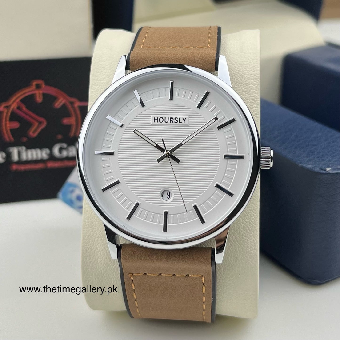Stylish Leather Strap Watch HR-200
